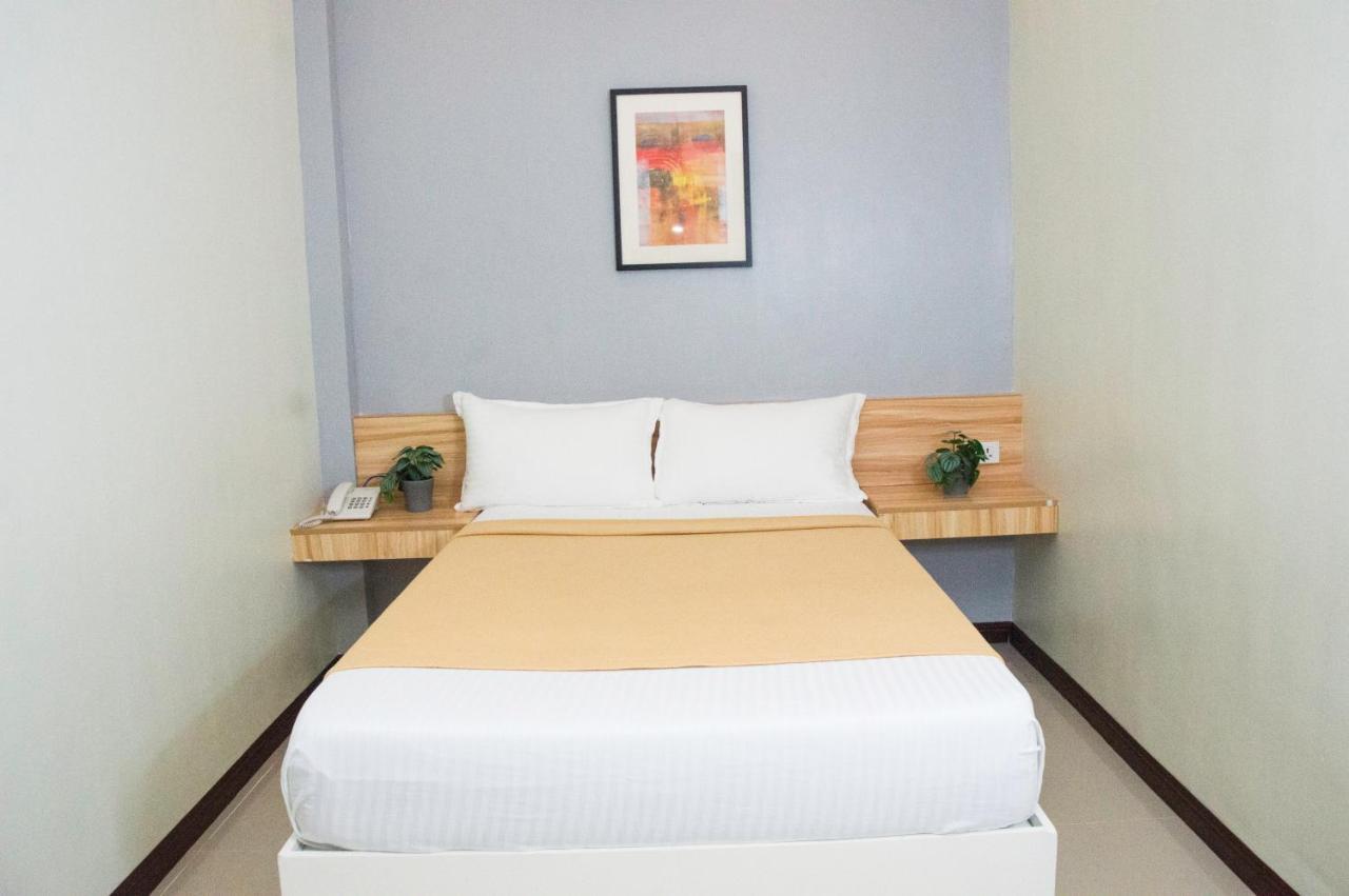 Elti Suites By Bluebookers Angeles Luaran gambar
