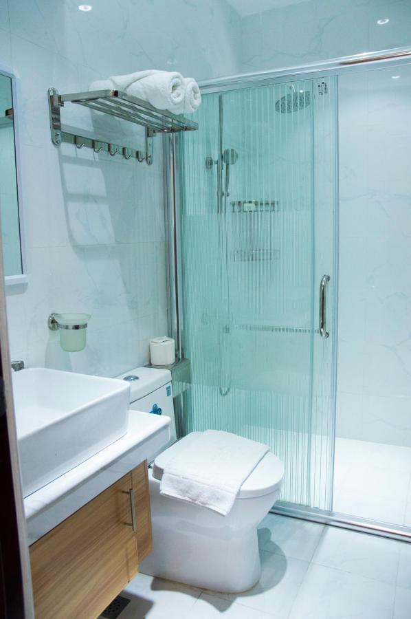 Elti Suites By Bluebookers Angeles Luaran gambar